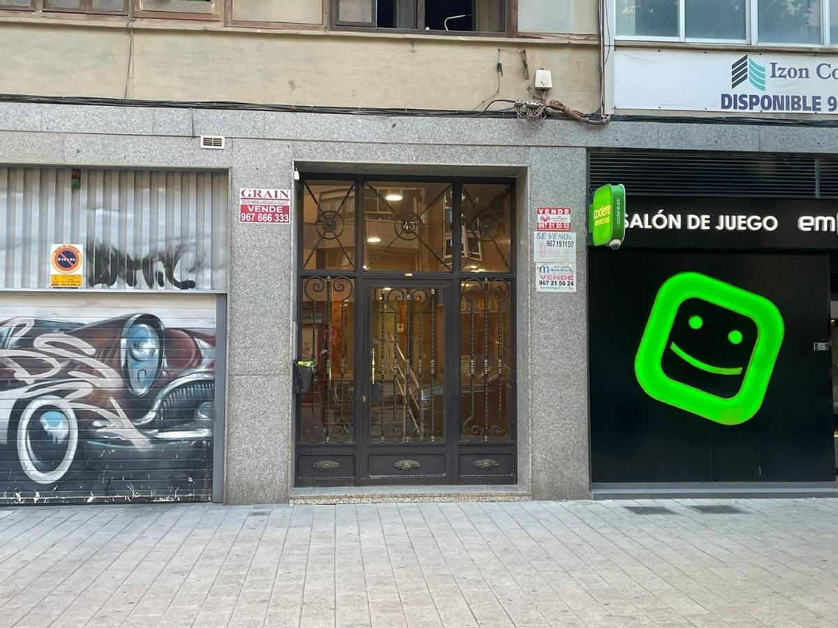 Apartamento Mani En Avenida Espana Con Terraza Albacete Eksteriør bilde